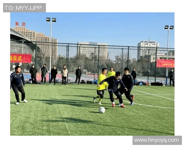 赵芳独家揭秘足球技巧与心得分享助你提升球技与战术理解 赵芳独家揭秘足球技巧与心得分享助你提升球技与战术理解